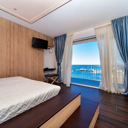 Aurora & Tramonto Guest house 4*