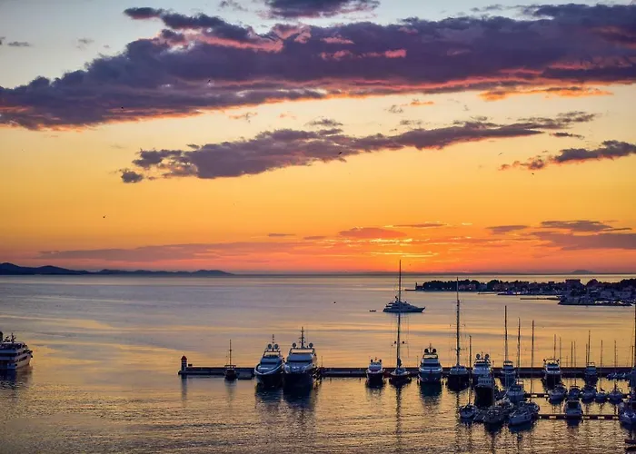 Aurora & Tramonto 4*